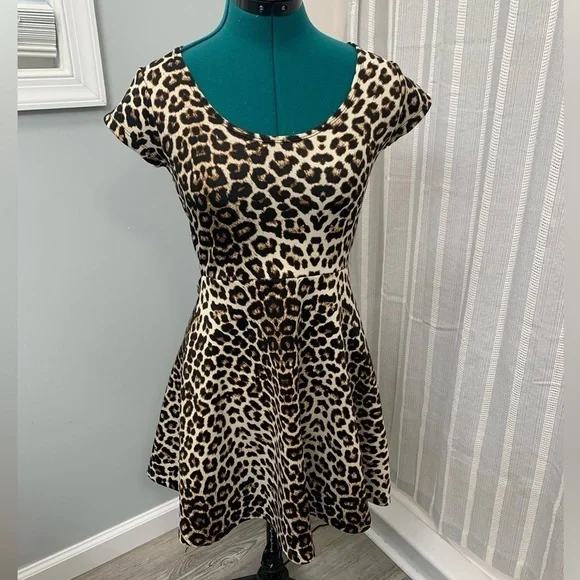 Rue21 Skater Dress Cheetah Print Size 2 - Picture 1 of 3